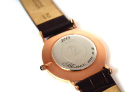 гравировка на часах