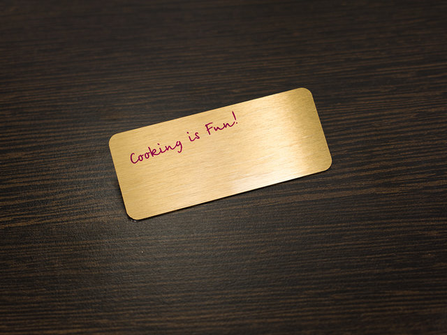 именной металлический бейдж 